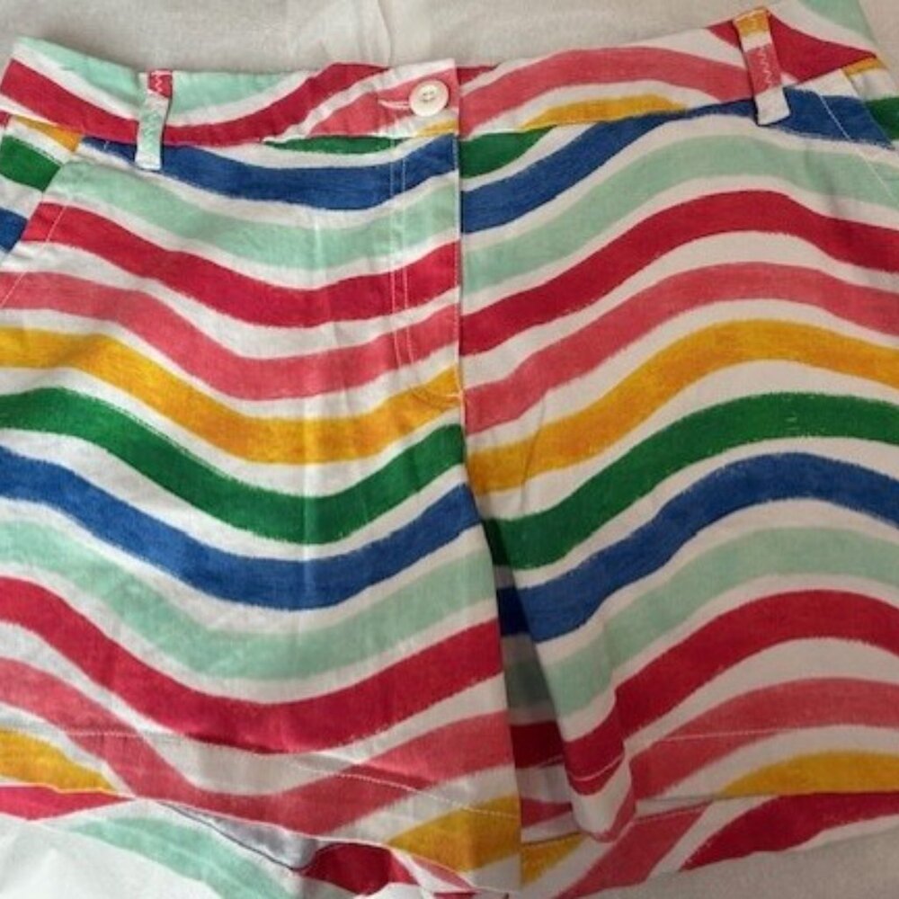 WOMEN’S SHORTS, CROWN & IVY,  CAROLINE, MULTI COLER WAVE,  SIZE 14